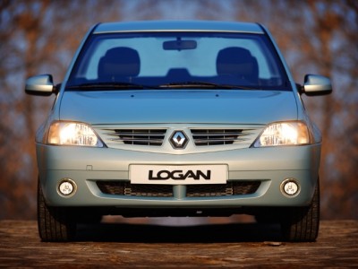 photo-renault-logan-sedan-2004-11934_400