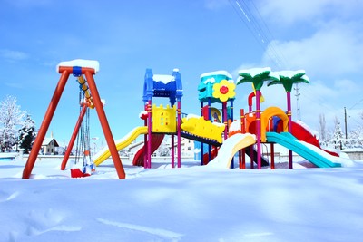 snow-winter-play-recreation-amusement-park-park-leisure-playground-water-park-amusement-ride-outdoor-recreation-outdoor-play-equipment-playground-slide-child-park-1204488_400