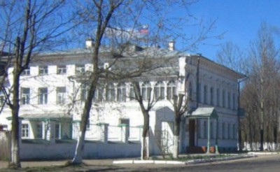 Здание администрации Устюженского района
